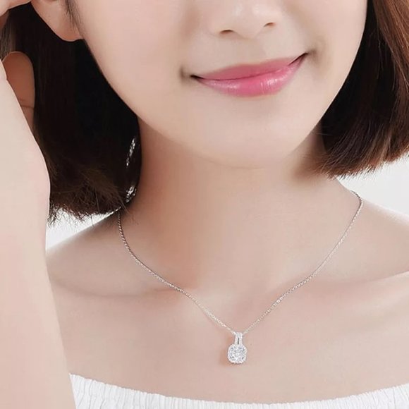 Stunning 2ct CZ S925 Drop Necklace - Picture 5 of 9